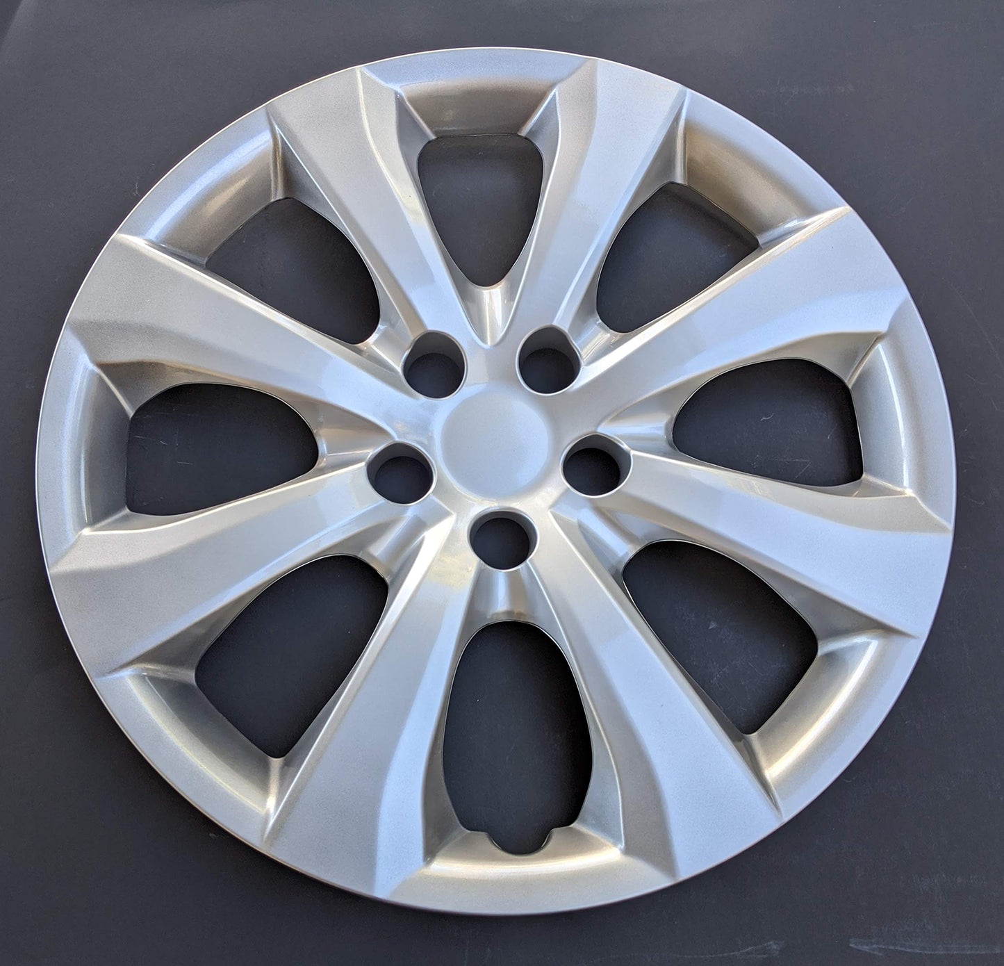 New Wheel Cover Hubcap Fits 2020-2022 Toyota Corolla; 16 Inch; Eight Spoke; Painted Silver; ABS Plastic; Spring Steel Clip (1-Piece)