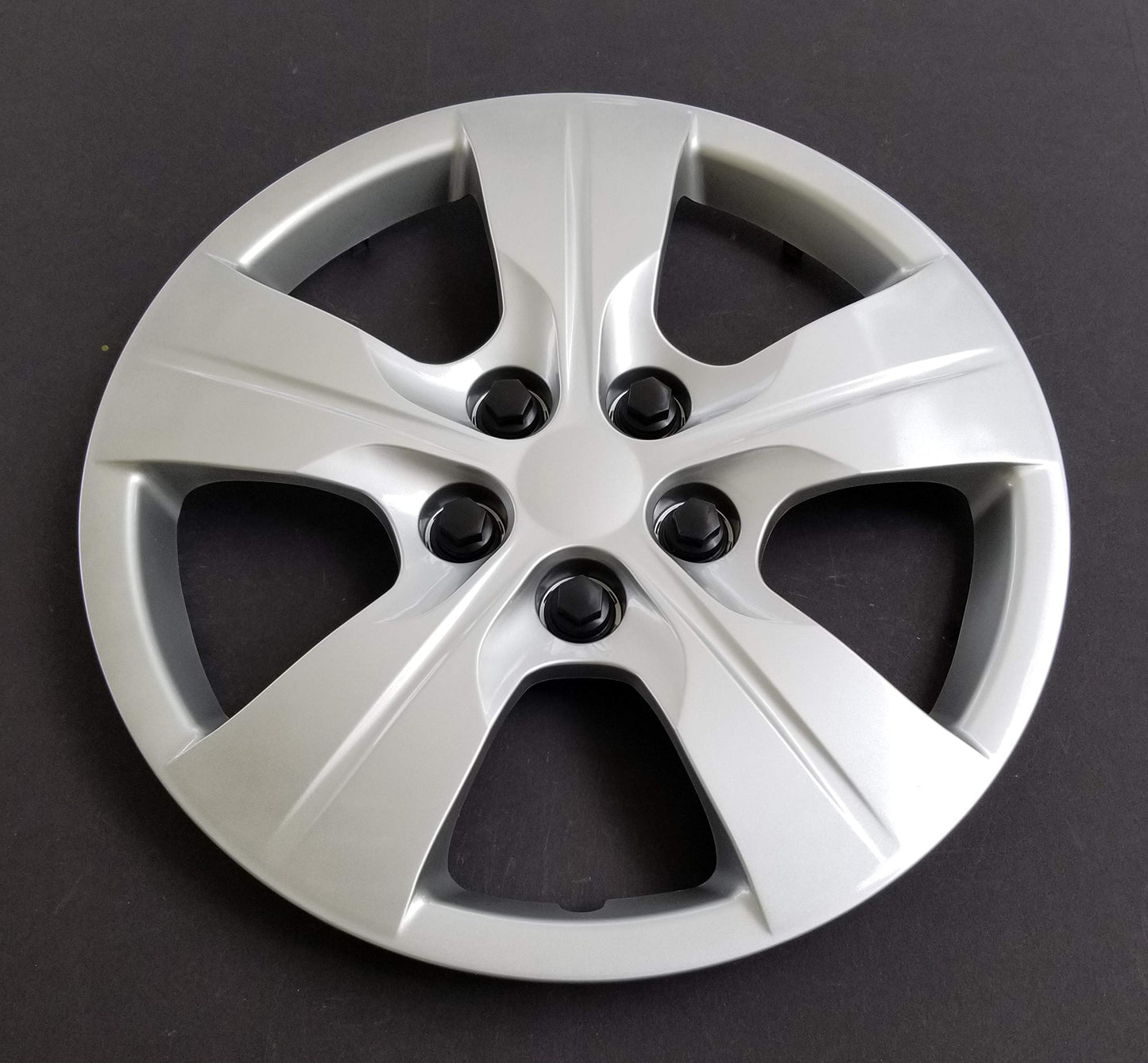 New Wheel Covers Hubcaps Fits 2016-2018 Chevrolet Cruze; 15 Inch; 5 Spoke; Silver Color; Plastic; Set of 4